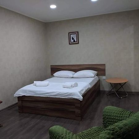 Lagaza'S Home Pekini Tbilisi Exteriör bild